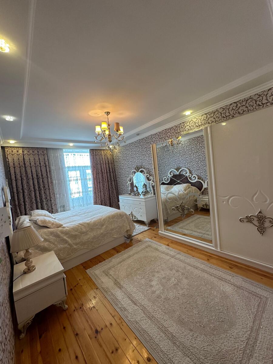 Satılır 4 otaqlı köhnə tikili 130 m² — Mənzil, Bakı (6)