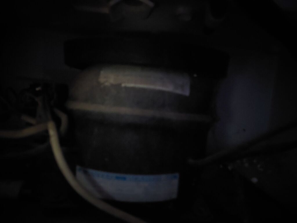 Məhsul: Soyuducu kompressoru Model: TW145KS210 (etiketdə: 855203 — Soyuq avadanlığı, Bakı (3)