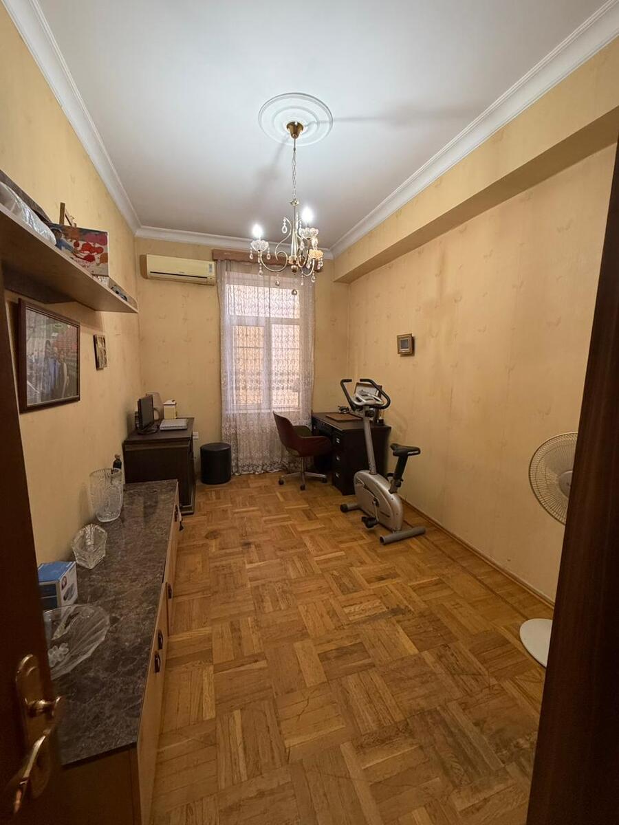 Satılır 4 otaqlı yeni tikili 141 m² — Mənzil, Bakı (10)