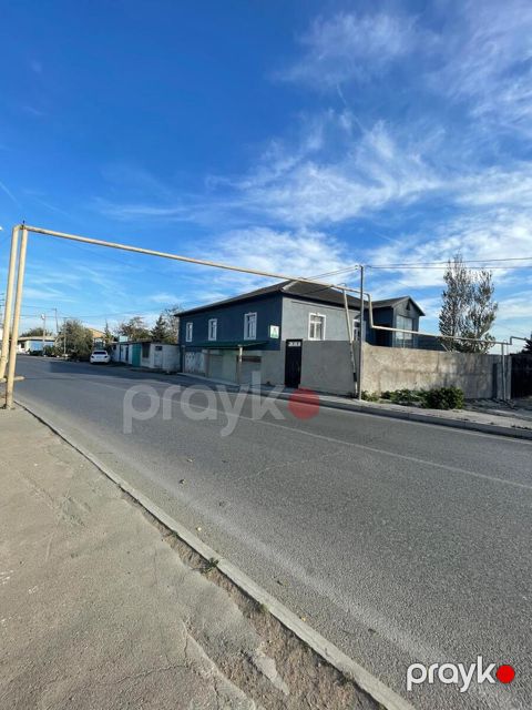 Satılır 6 otaqlı həyət evi/bağ evi 235 m²