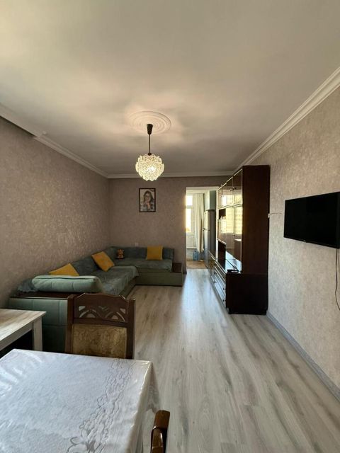 Satılır 2 otaqlı köhnə tikili 45 m² — Bakı
