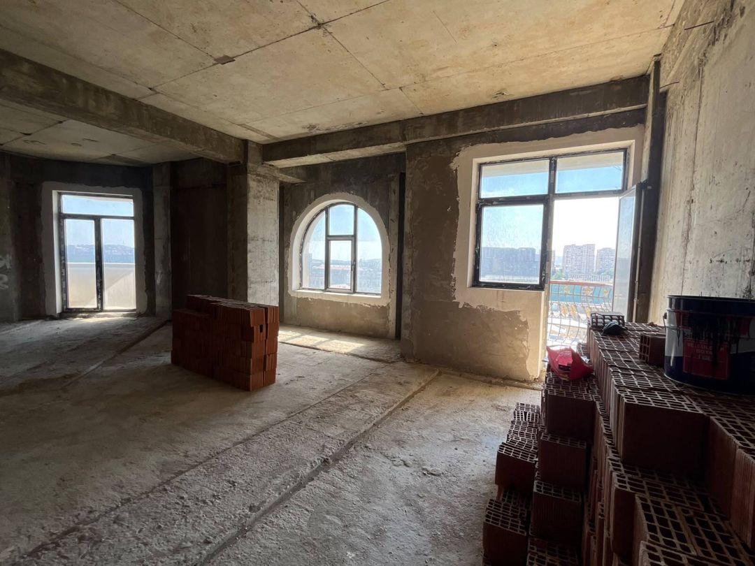 Satılır 4 otaqlı yeni tikili 205.1 m² — Mənzil, Bakı (6)