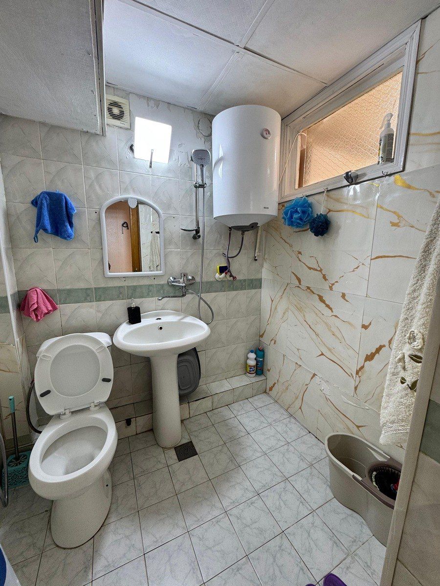 Satılır 2 otaqlı köhnə tikili 55 m² — Mənzil, Bakı (9)