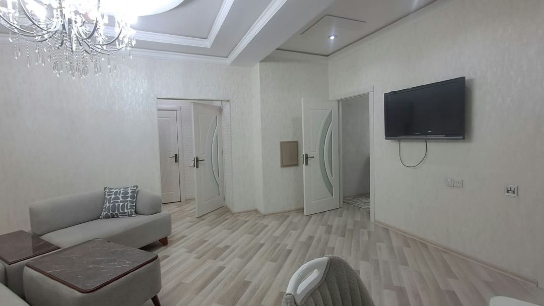 İcarəyə verilir 3 otaqlı yeni tikili 120 m² — Mənzil, Bakı (6)