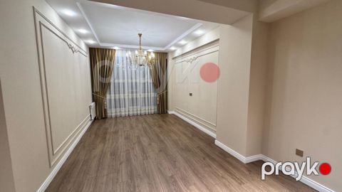 Satılır 2 otaqlı yeni tikili 77 m²