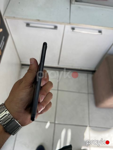 Apple iPhone SE (2022) Black 128GB/4GB
