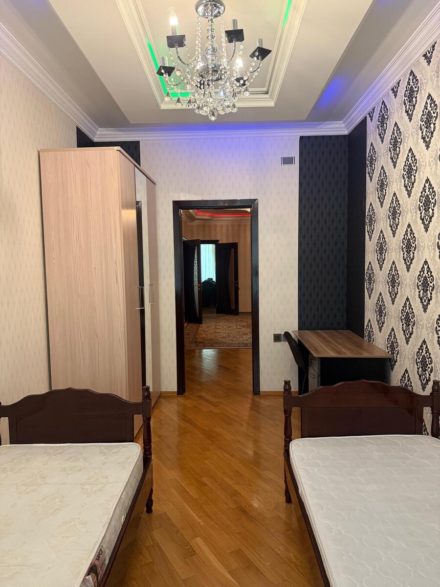 İcarəyə verilir 4 otaqlı yeni tikili 200 m² — Mənzil, Bakı (10)