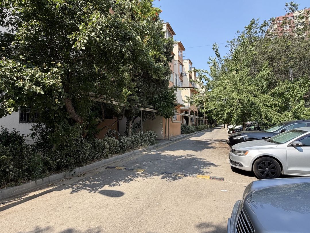 Satılır 3 otaqlı köhnə tikili 85 m² — Mənzil, Bakı (2)