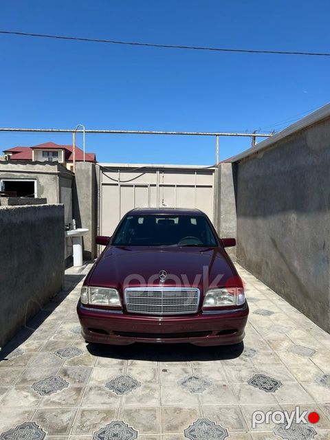 Mercedes C 220, 2.2 L, 1996 il, 222 200 km