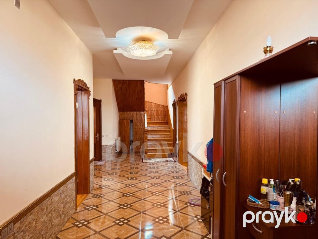 Satılır 6 otaqlı həyət evi/bağ evi 250 m² — Ev, villa, Bakı (12)
