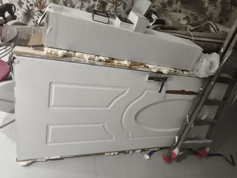 Ağ rəngli giriş/interyer qapısı Pulsuz verriem catdirlma yoxdu gel — Bakı