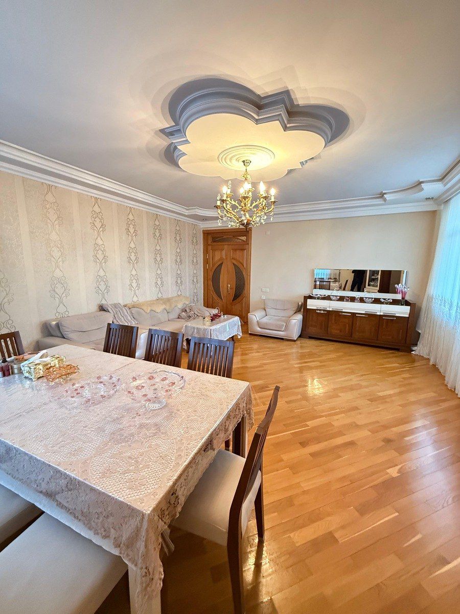 Satılır 3 otaqlı yeni tikili 135 m² — Mənzil, Bakı (2)