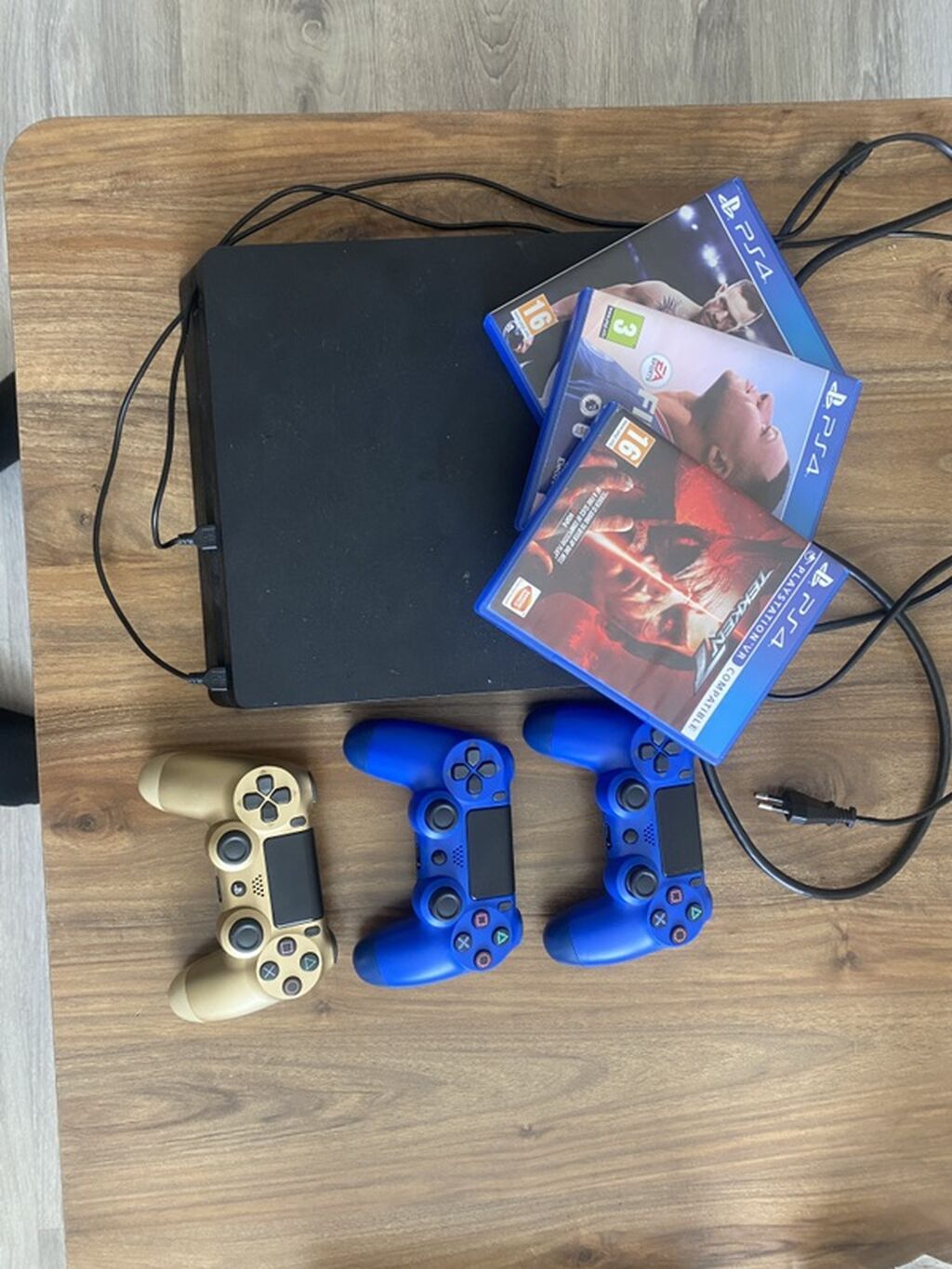 PlayStation 4 Slim komplekti - Model: PS4 Slim, qara rəng - Daxildir — Oyun konsolları, Bakı