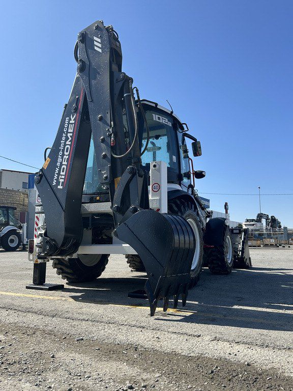 Hidromek 102B K4 A4 — İnşaat texnikası, Bakı (3)