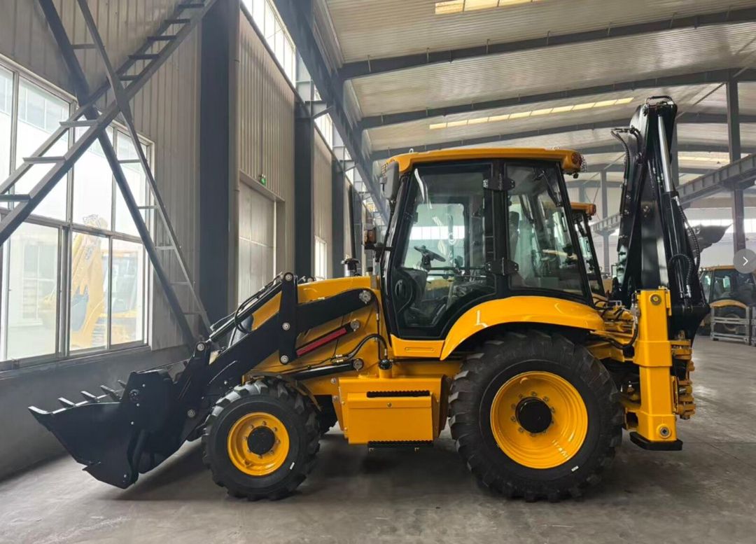 Ekskavator yükləyici Maxbull MBL388T, 2025 il — İnşaat texnikası, Bakı (7)