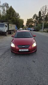 Kia Ceed SW, 1.6 L, 2007 il, 309 000 km — Avtomobil