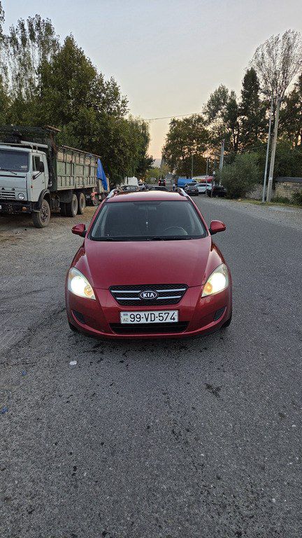 Kia Ceed SW, 1.6 L, 2007 il, 309 000 km — İsmayıllı