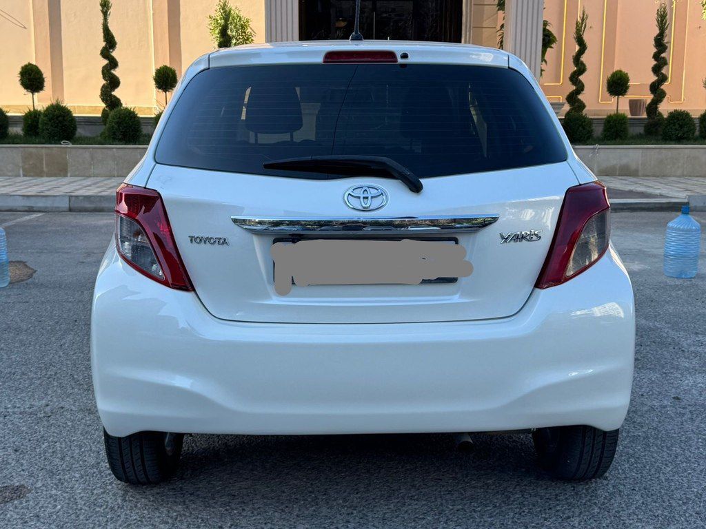 Toyota Yaris, 1.3 L, 2011 il, 225 800 km — Avtomobillər, Bakı (4)