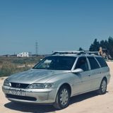 Opel Vectra Caravan (Universal) – gümüşü rəng - Kuzov: universal (5 — Avtomobillər