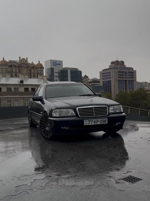 Mercedes C 280, 2.8 L, 1998 il, 223 500 km — Astara