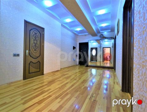 İcarə: 3 otaqlı Yeni tikili, 120 m², Nizami rayonu