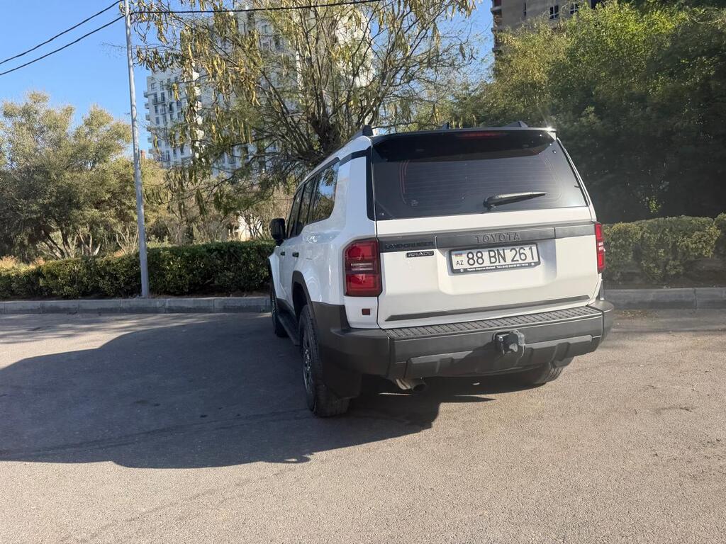 Toyota Land Cruiser Prado, 2.7 L, 2025 il, 18 600 km — Avtomobillər, Bakı (4)
