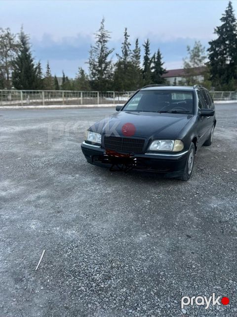 Mercedes C 220, 2.2 L, 1999 il, 650 000 km