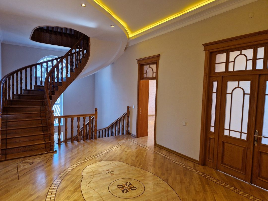 Satılır 12 otaqlı həyət evi/bağ evi 480 m² — Ev, villa, Bakı (11)