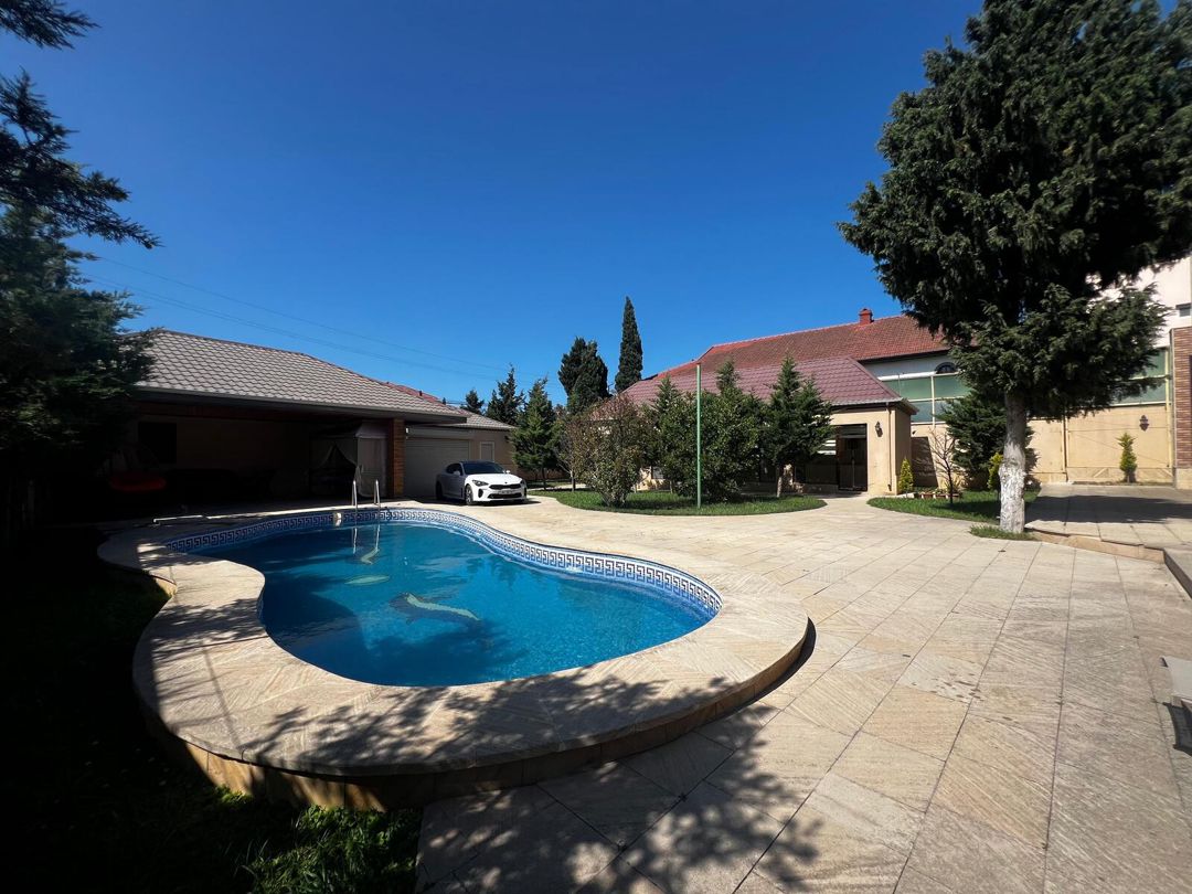 Villa, Mərdəkan qəs — Ev, villa, Bakı (2)