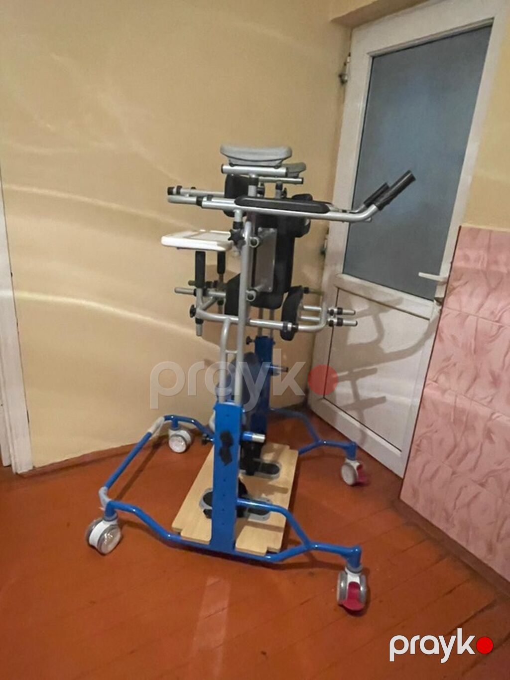 Yetkinlər üçün terapevtik dikləşdirici (standing frame) - Məqsəd — Kürəklər və yürüyüş aparatları, Digah (4)