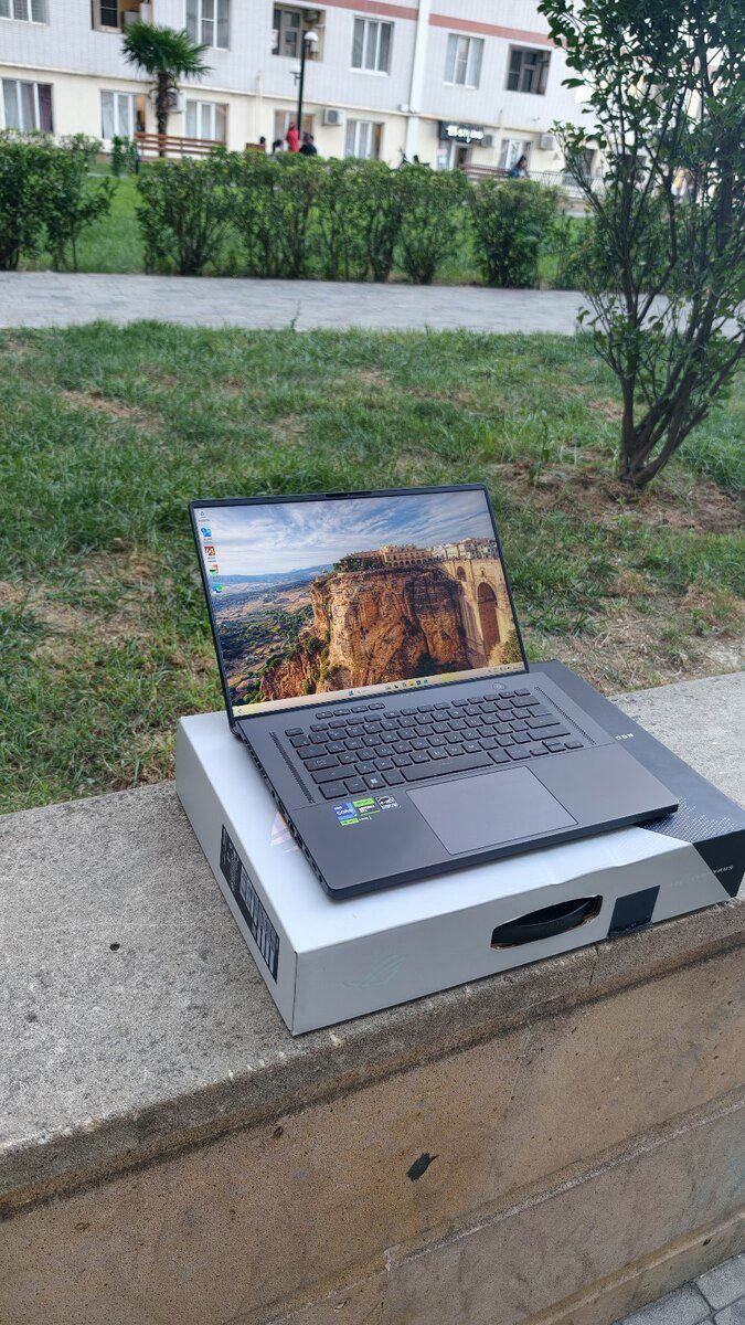 Asus Rog Zephyrus İ9/32 RAM — Noutbuklar, Bakı (5)