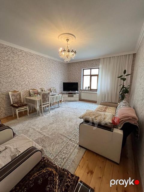 Satılır 4 otaqlı həyət evi/bağ evi 150 m²