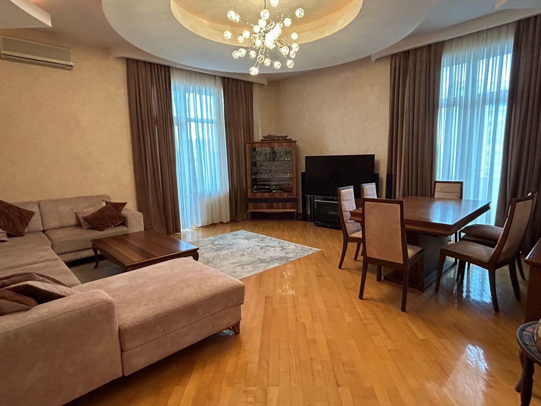 Satılır 4 otaqlı yeni tikili 175 m² — Mənzil, Bakı (5)
