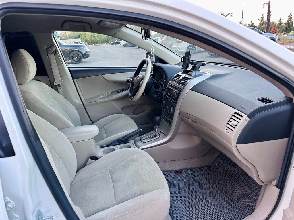 Toyota Corolla, 1.8 L, 2013 il, 132 000 km — Avtomobillər, Sumqayıt (11)