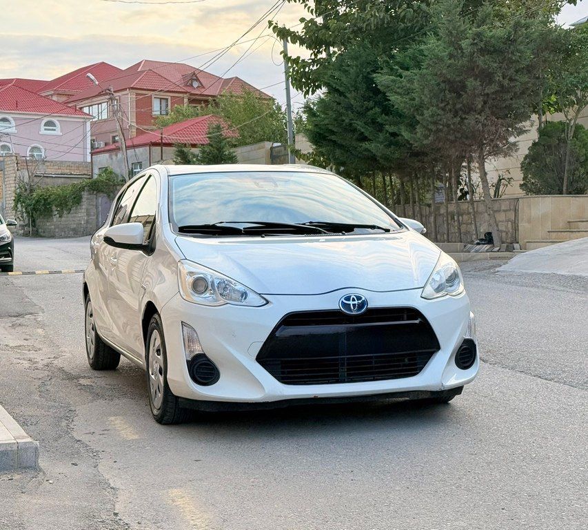 Toyota Aqua, 1.5 L, 0.87 kWh, 2017 il, 231 000 km — Avtomobillər, Bakı (2)