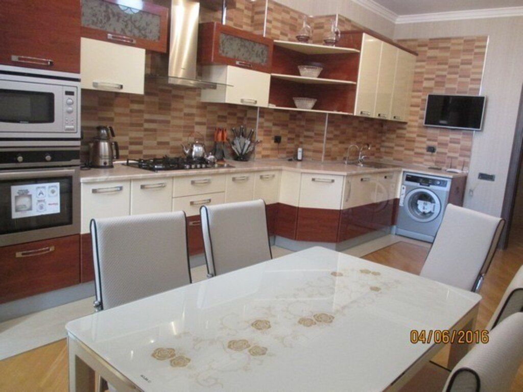 3-otaqlı yeni tikili kirayə verilir, 28 May m., 130 m² — Mənzil, Bakı (4)