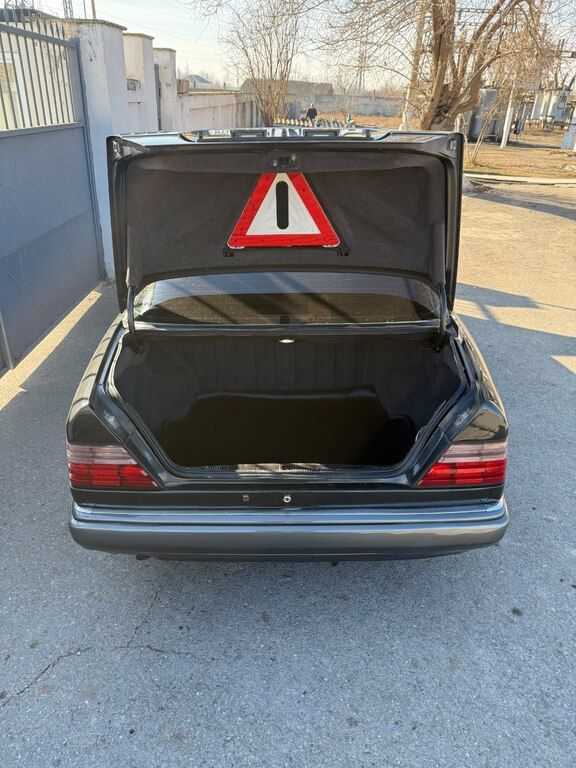 Mercedes E 220, 2.2 L, 1994 il, 500 000 km — Avtomobillər, Mingəçevir (4)
