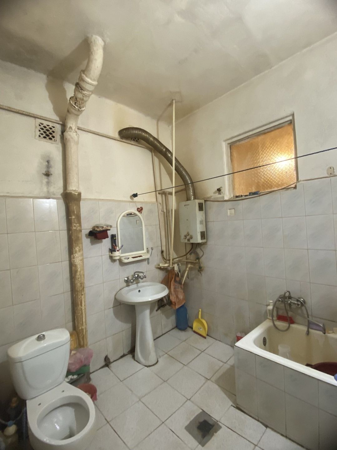 Satılır 2 otaqlı köhnə tikili 52 m² — Mənzil, Bakı (12)