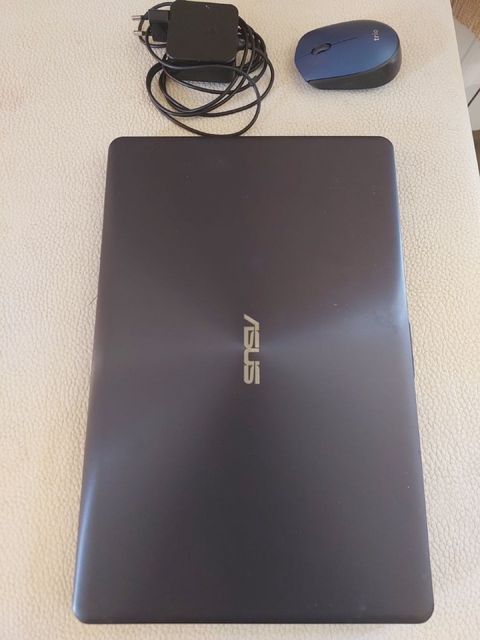 Noutbuk Asus — Bakı