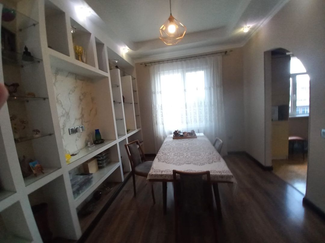 Satılır 4 otaqlı köhnə tikili 85 m² — Mənzil, Bakı (9)