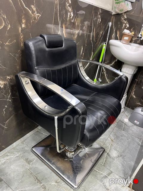 Peşəkar bərbər/kosmetoloji kreslo - Material: qara eko‑dəri oturacaq — Bakı