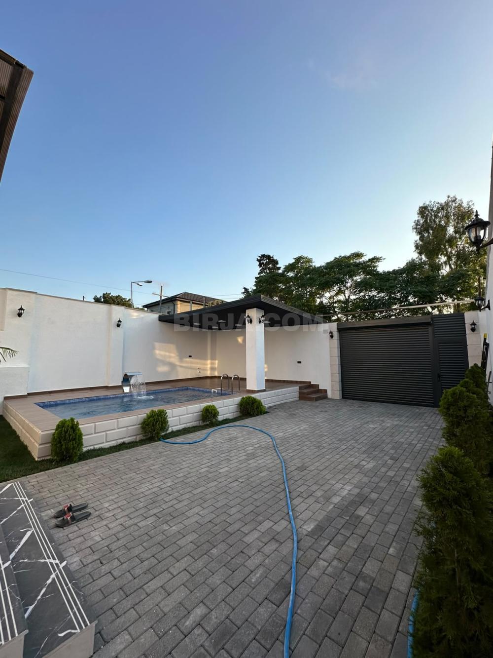 Mərdəkanda bağ evi satılır — Ev, villa (9)