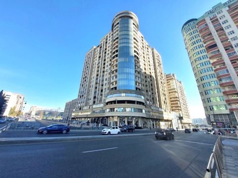Satılır 2 otaqlı yeni tikili 70 m² — Bakı