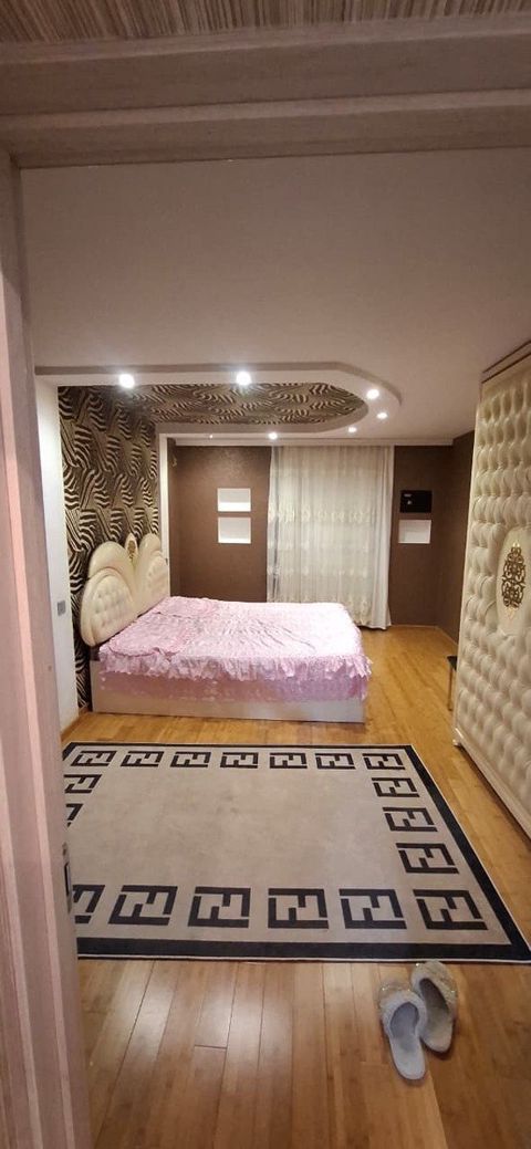 İcarəyə verilir 3 otaqlı köhnə tikili 80 m² — Bakı
