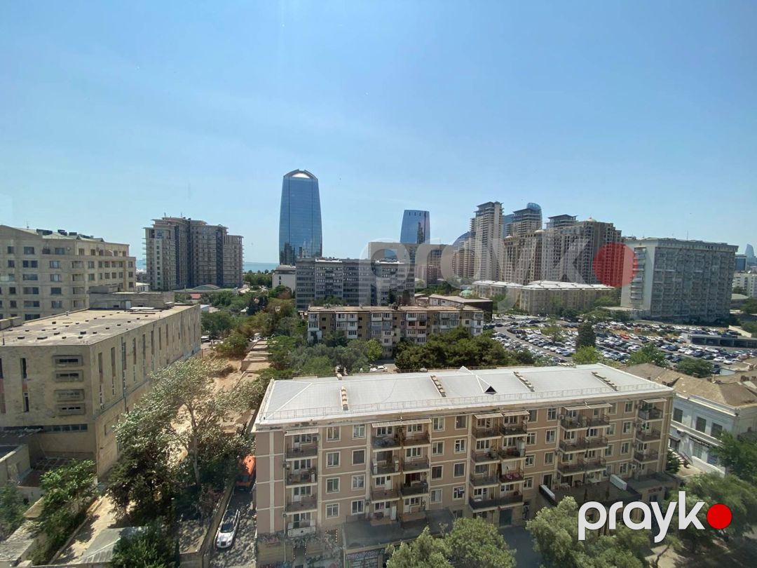 Satılır 4 otaqlı yeni tikili 211 m² — Mənzil, Bakı (7)