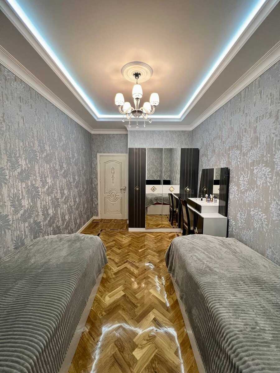 Satılır 5 otaqlı yeni tikili 177 m² — Mənzil, Bakı (8)