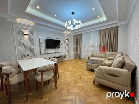 İcarəyə verilir 2 otaqlı yeni tikili 90 m²