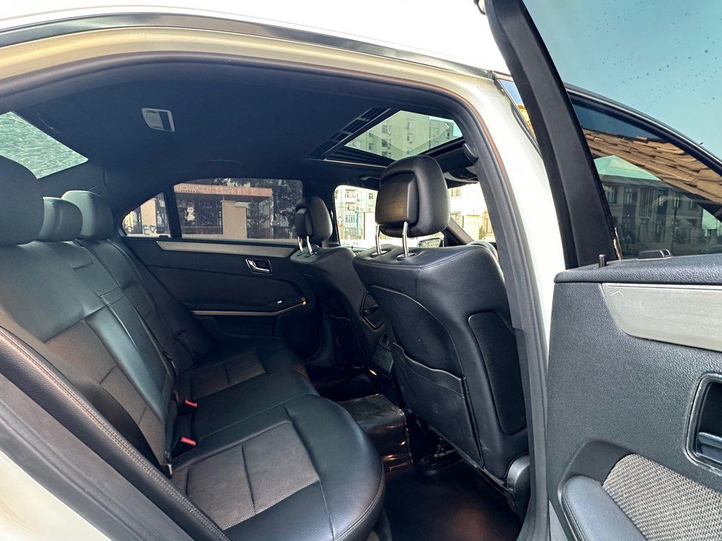 Mercedes E 250, 1.8 L, 2010 il, 187 241 km — Avtomobillər, Bakı (9)