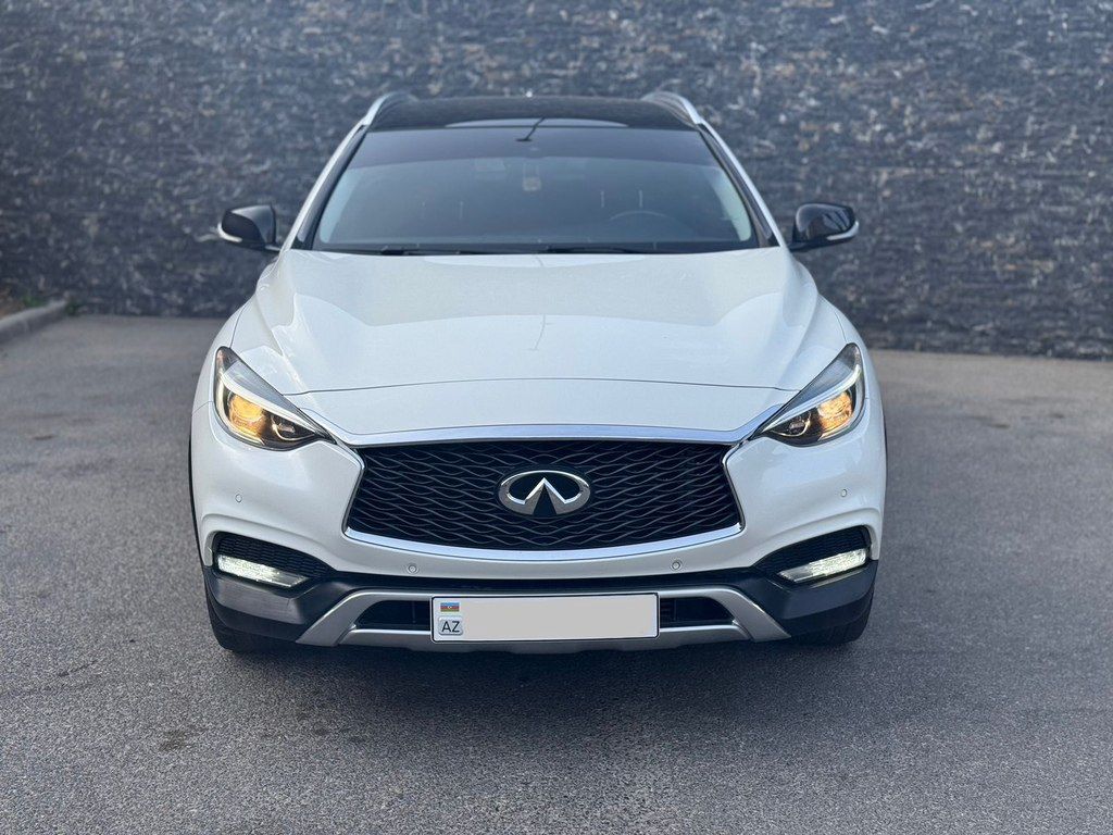 Infiniti QX30, 2.0 L, 2016 il, 96 000 km — Avtomobillər, Bakı
