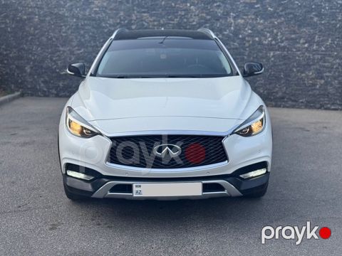 Infiniti QX30, 2.0 L, 2016 il, 96 000 km